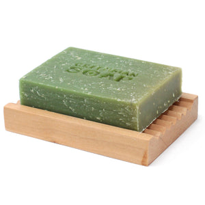 Lemon & Basil Made with Lemon and Basil Essential Oil, and Pumice to help scrub away dirt, this soap is just the thing to freshen you up after a hard day's work (Hard day's work not required)  Hand crafted using only sustainable Palm oil, age-old botanicals and pure aromatic oils, these almost mythical soaps will transform your daily wash into a cleansing ritual to be savoured. SLS and Parabens free.