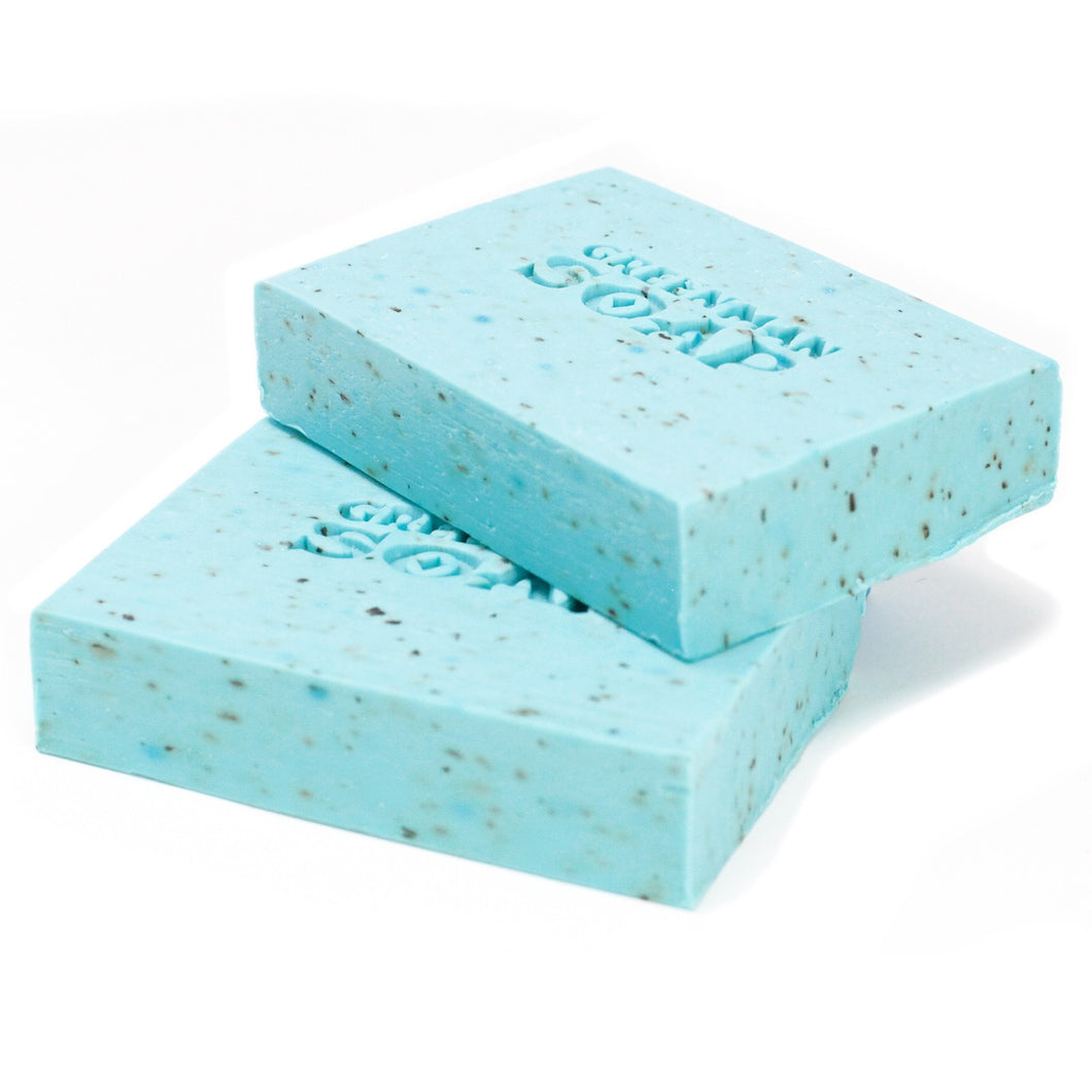 Frankincense & Bergamot Made with Frankincense and Bergamot Essential Oils, and dried Mint, this soap has a wonderfully uplifting fragrance to help you get ready for the day ahead.  Hand crafted using only sustainable Palm oil, age-old botanicals and pure aromatic oils, these almost mythical soaps will transform your daily wash into a cleansing ritual to be savoured. SLS and Parabens free.