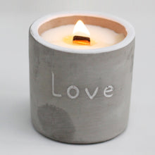 Load image into Gallery viewer, Med Pot - Love - Purple Fig &amp; Casis - Gift Success Limited