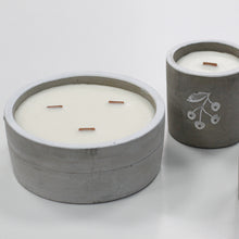 Load image into Gallery viewer, Large Round - Crushed Vanilla &amp; Orange - Gift Success Limited
