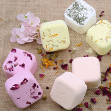 将图片加载到图库查看器，Revitalise - Orange, Bergamot and May Chang  Just like bath bombs, but for the shower!  Add these gorgeously, essential oil fragranced steamers, to the base of your shower and relax.   You&#39;ll receive 5 of the 80gram Steamer cubes. 